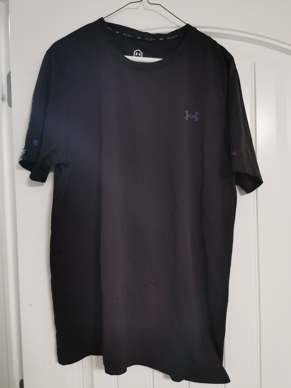 Under Armour Men’s Black Short-Sleeve Athletic Tee